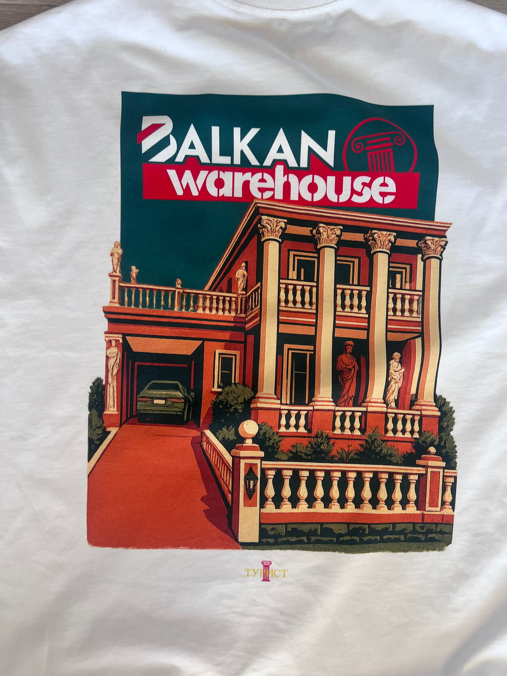 BALKAN WAREHOUSE TOURIST Long Sleeve Tee