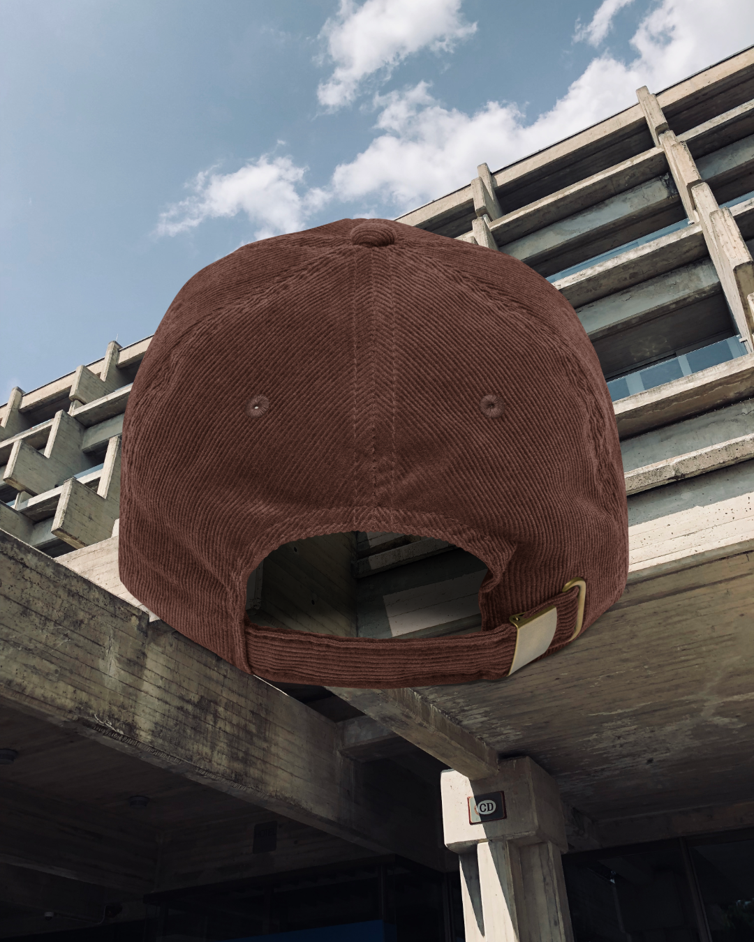 TOURIST FASHION BELGRADE Vintage corduroy cap