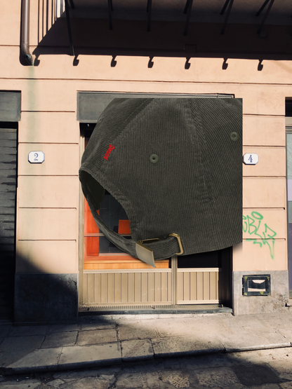 WAVY TOURIST LOGO Corduroy Dad Hat